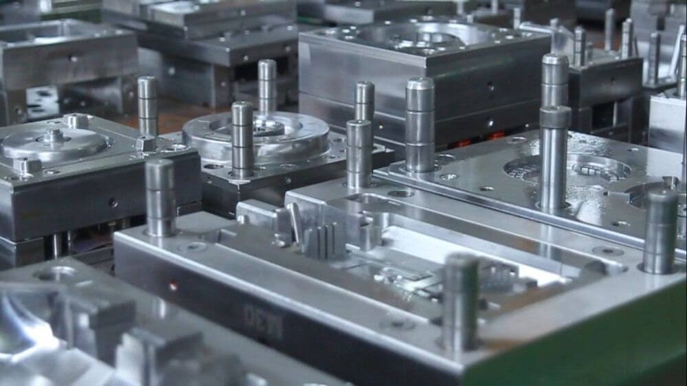 Литье пластмасс